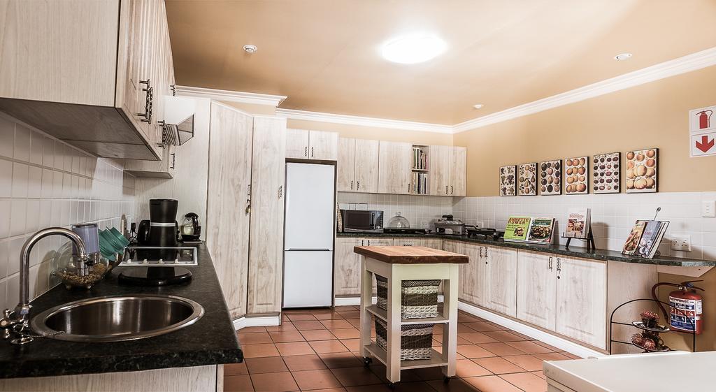 Highview Lodge Мозел Бей Екстериор снимка